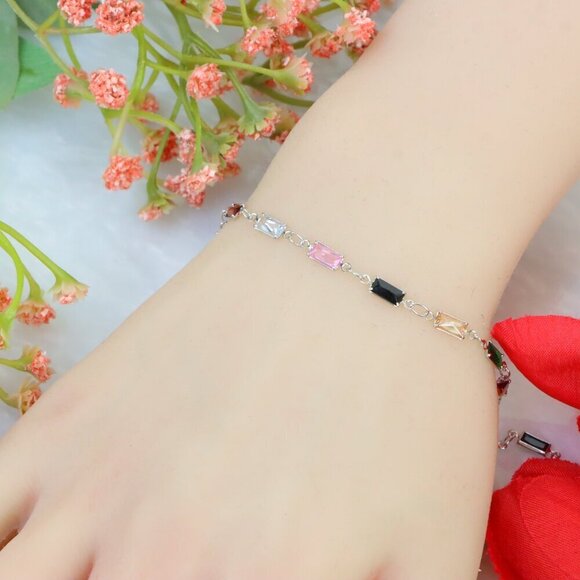 "New Beautiful Design Bracelet for Women/Girls, Gift, B800 - Picture 3 of 10